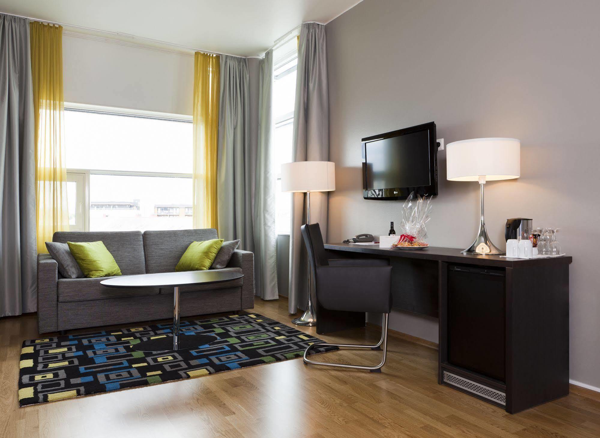Thon Hotel Arena Lillestrom Exterior photo